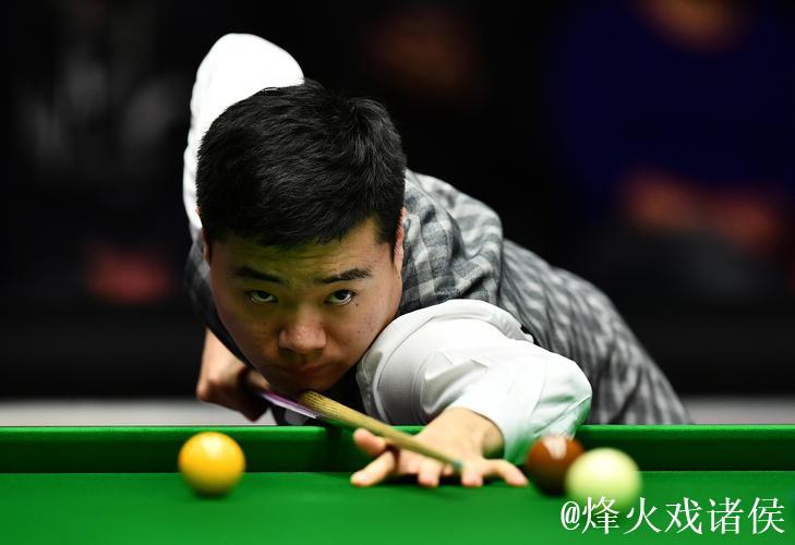丁俊晖横扫格雷斯 强势挺进斯诺克国际锦标赛64强